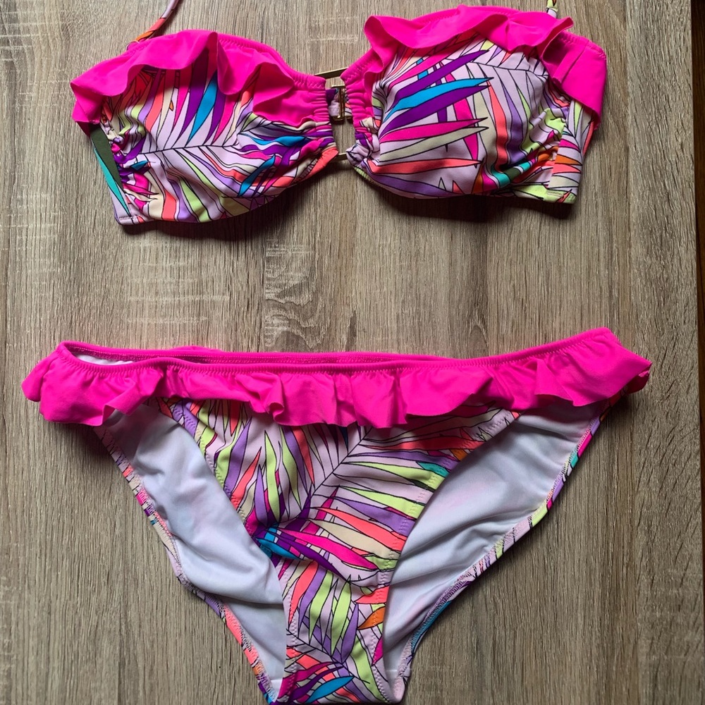 NBW Victoria’s Secret Neon Tropical Bandeau Bikini